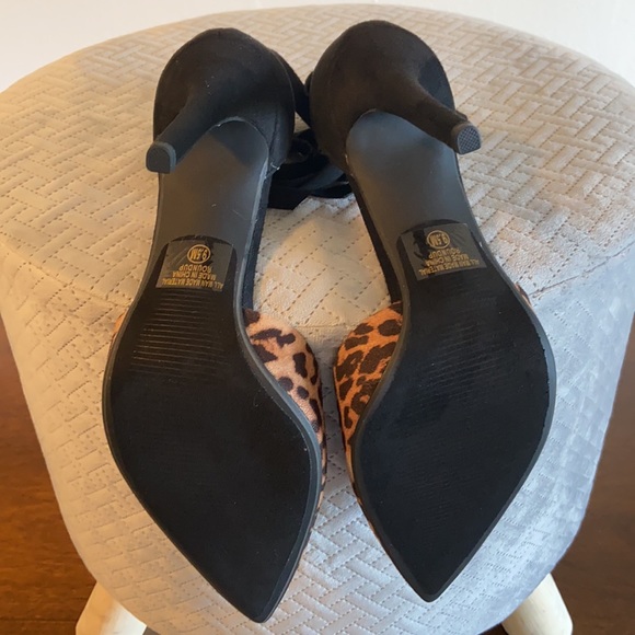 NEW Delicious Leopard Print Pump Hills| No Box - Picture 8 of 8